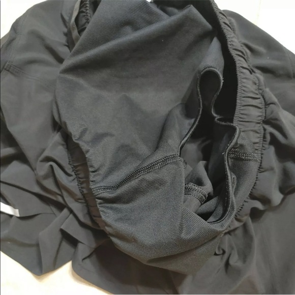 Lululemon BLINKAH Boston Marathon rate shorts large - Picture 8 of 9